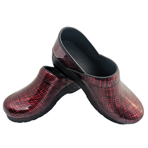 sanita clogs